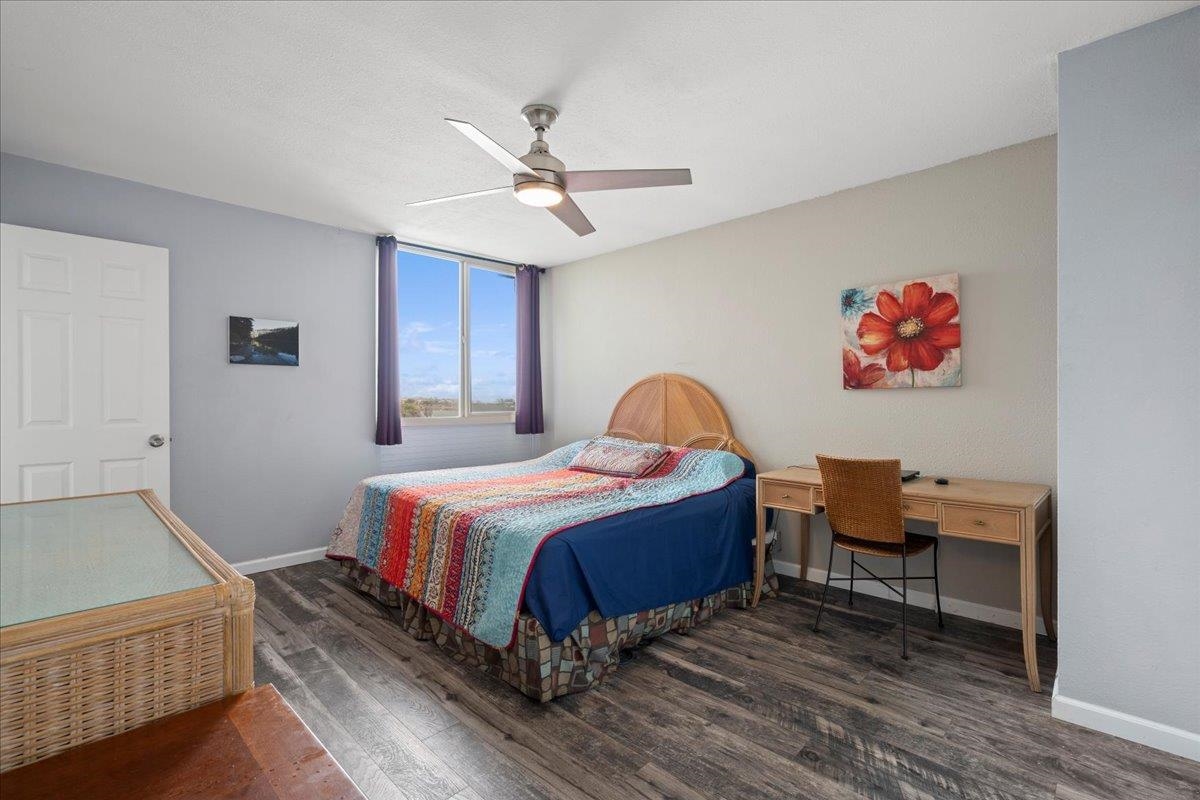 111 KAHULUI BEACH Rd Unit: D 412