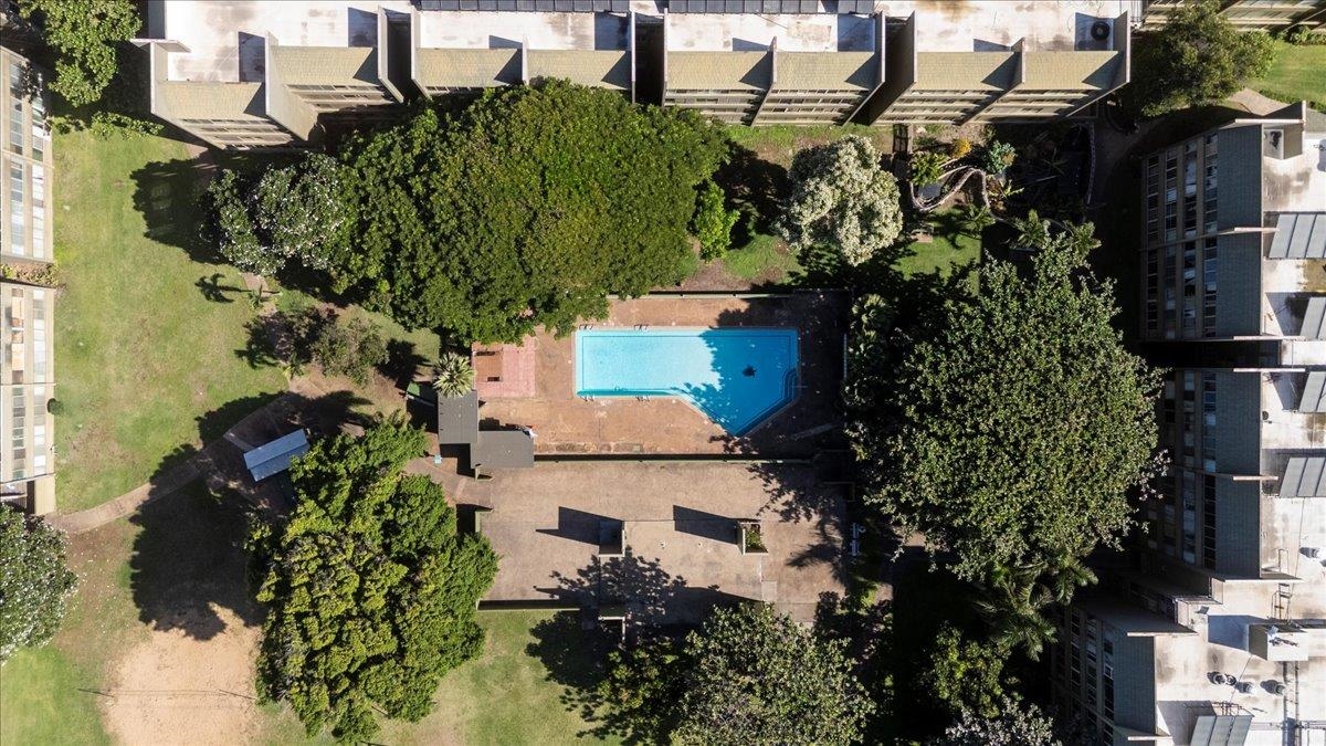 111 KAHULUI BEACH Rd Unit: D 412