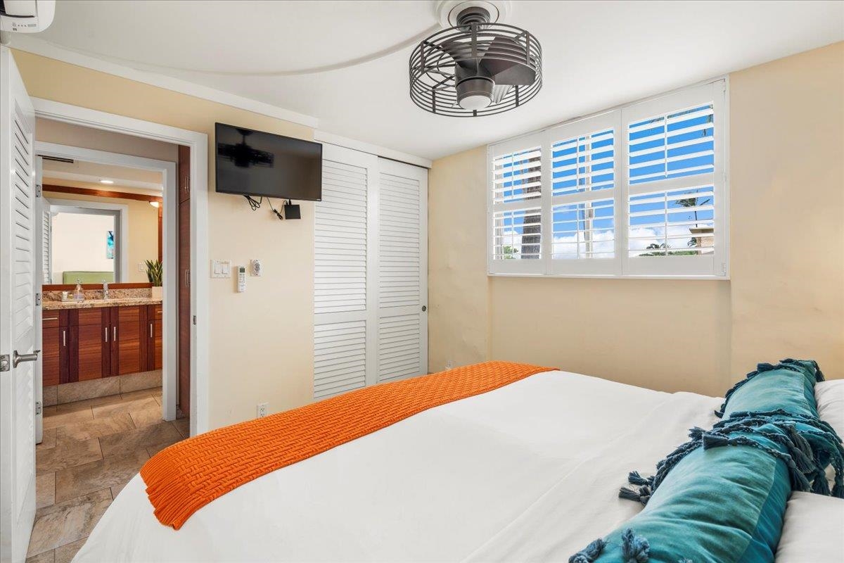 250 Hauoli St Unit: 317