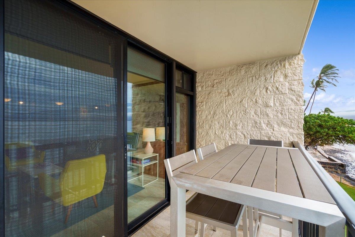 250 Hauoli St Unit: 317