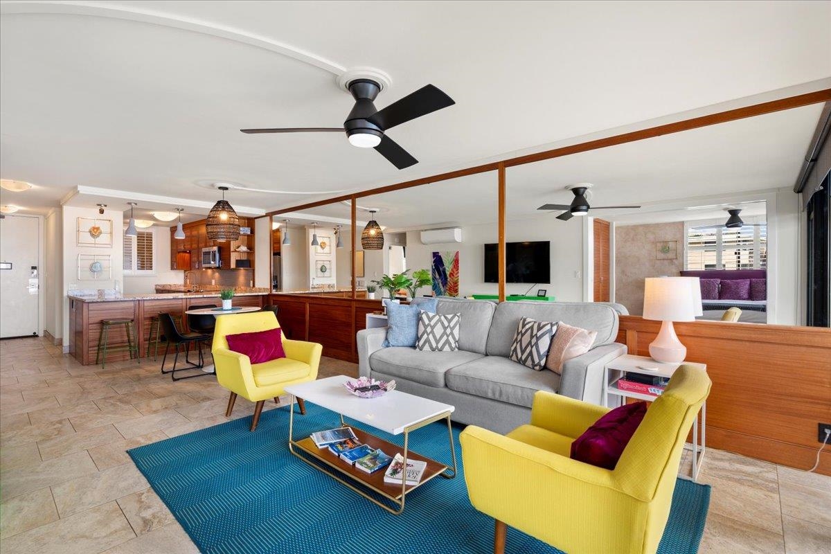 250 Hauoli St Unit: 317