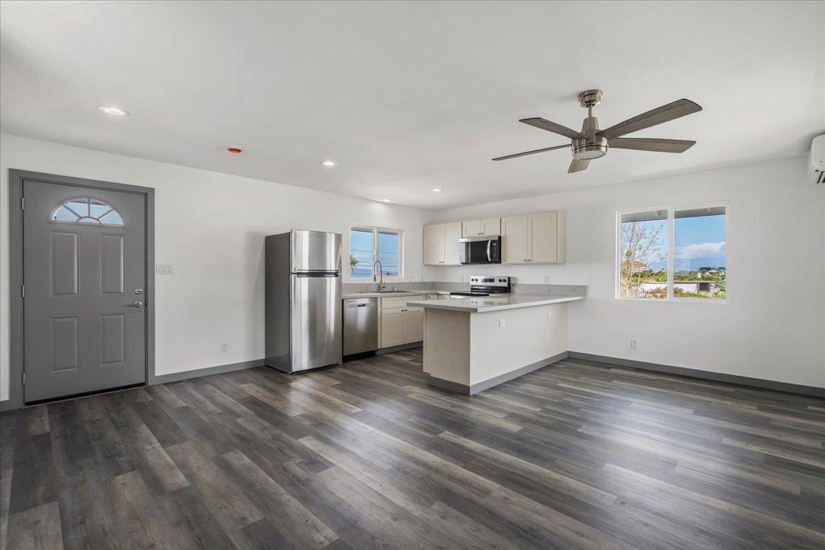 310 Front St Unit: B