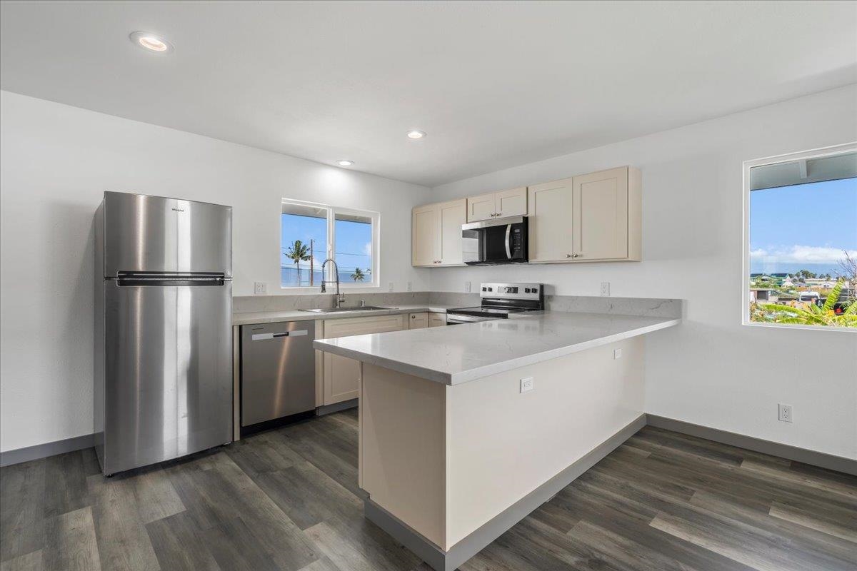 310 Front St Unit: B