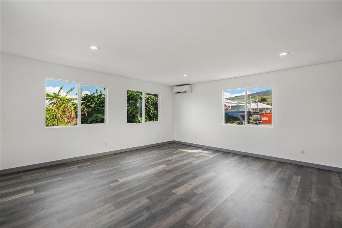 310 Front St Unit: B