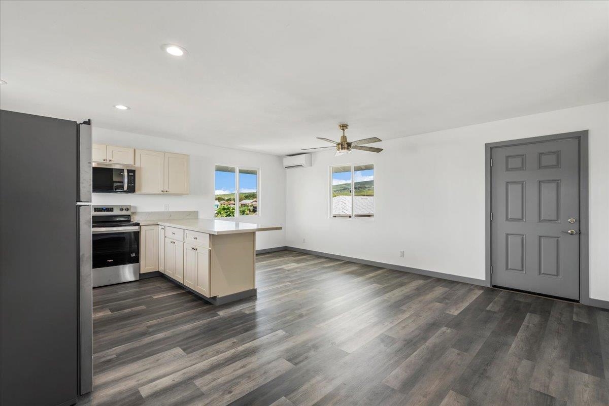 310 Front St Unit: B