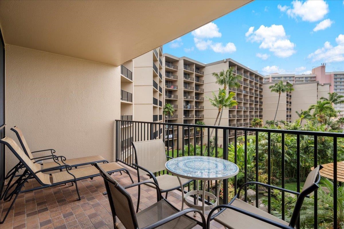 3445 Lower Honoapiilani Rd Unit: 423