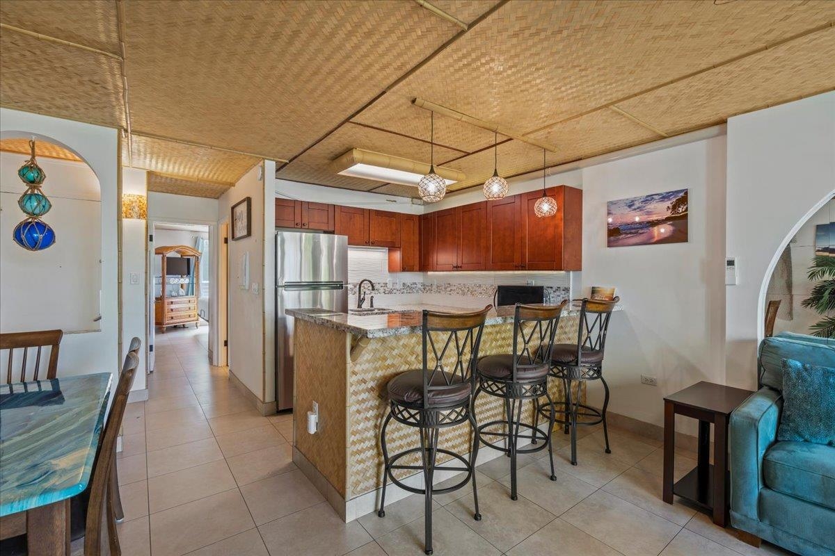 120 HUI RD F Unit: B-4