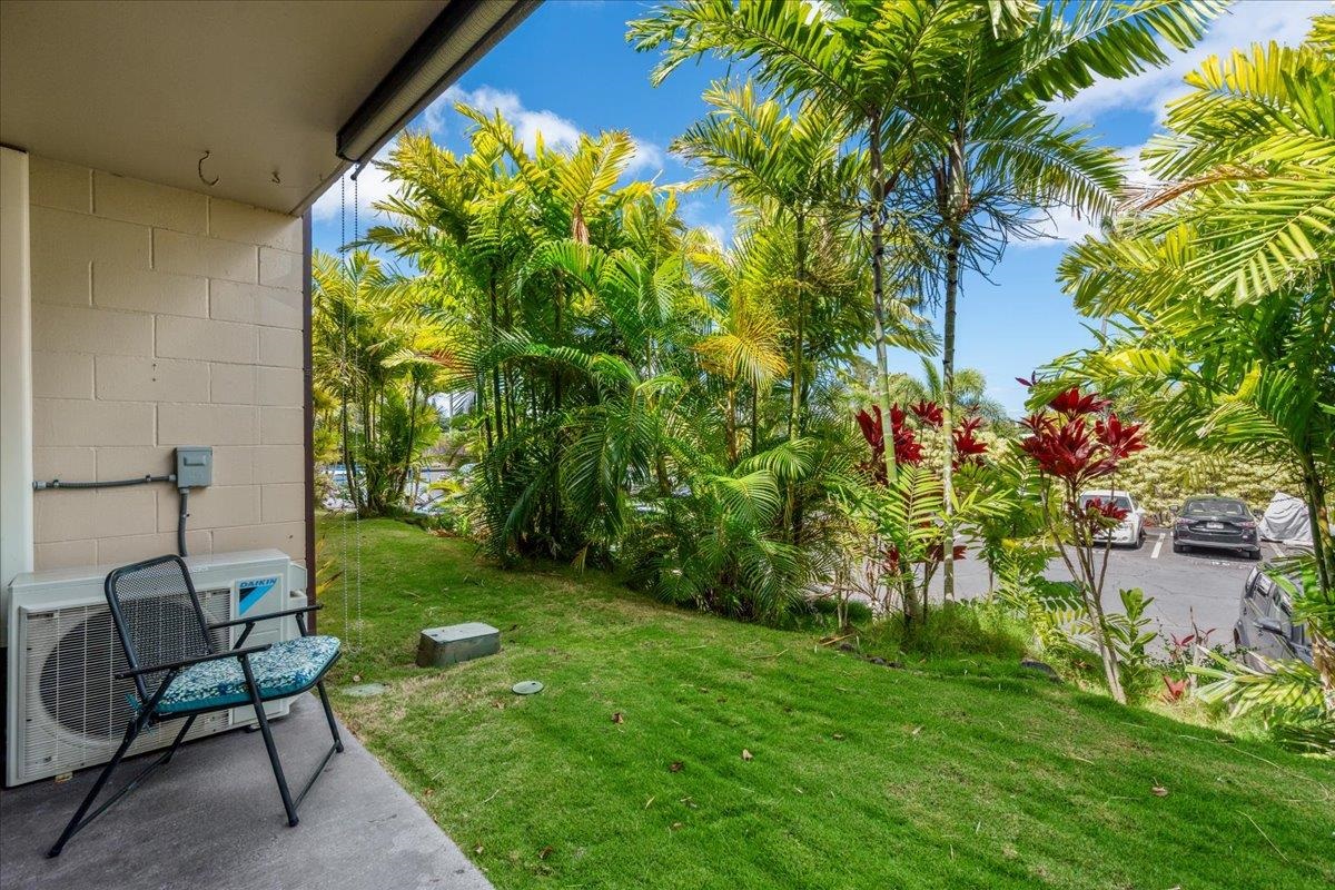 120 HUI RD F Unit: B-4