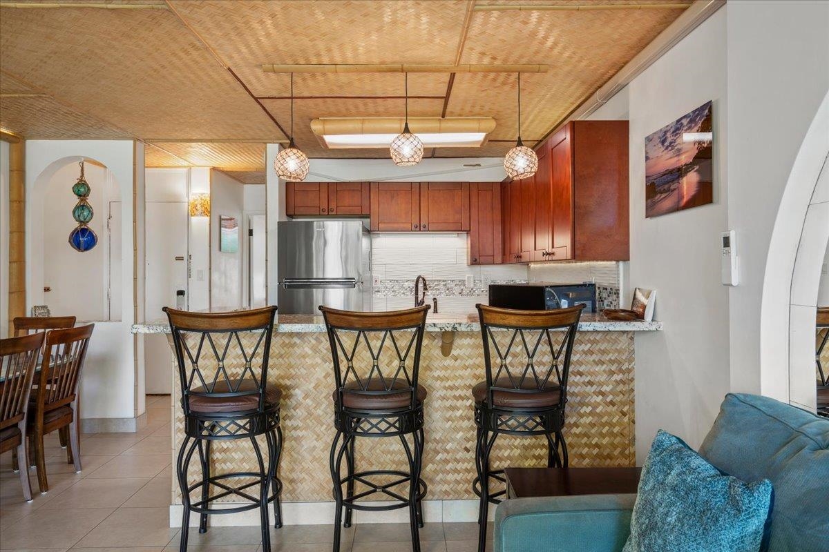 120 HUI RD F Unit: B-4