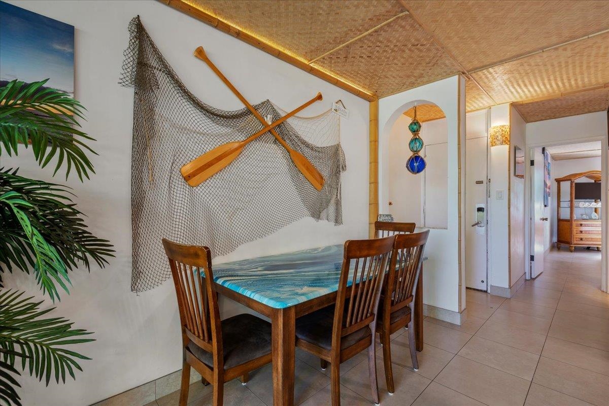 120 HUI RD F Unit: B-4
