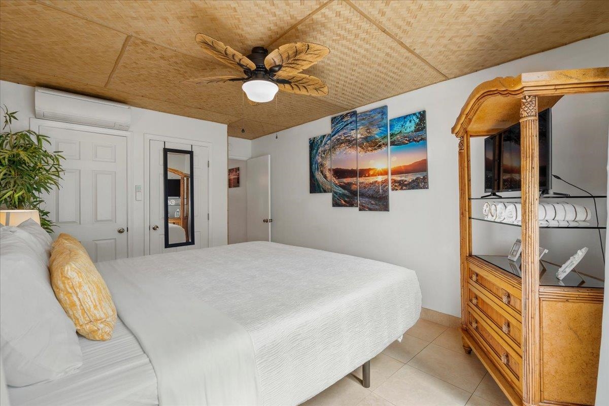 120 HUI RD F Unit: B-4