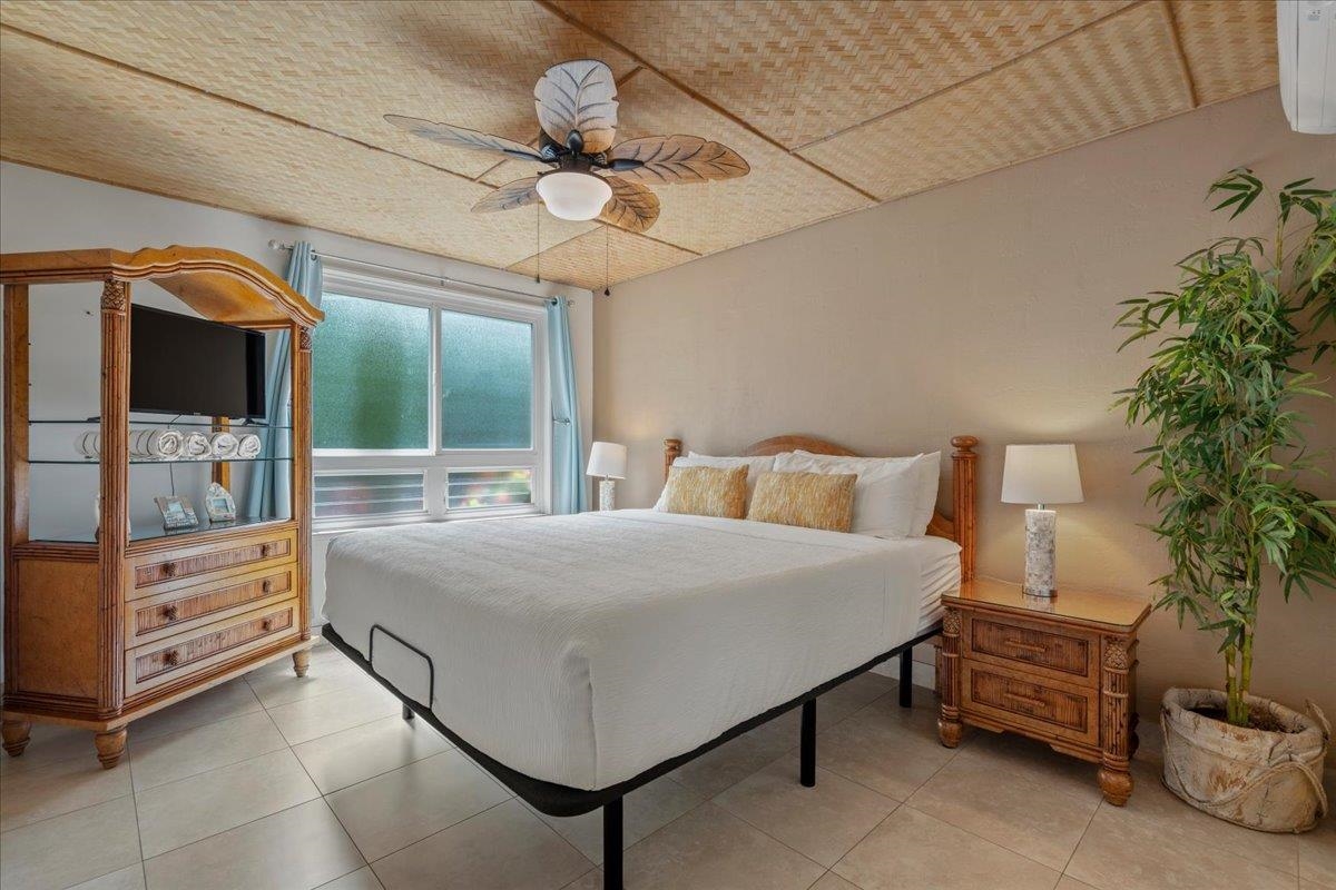 120 HUI RD F Unit: B-4