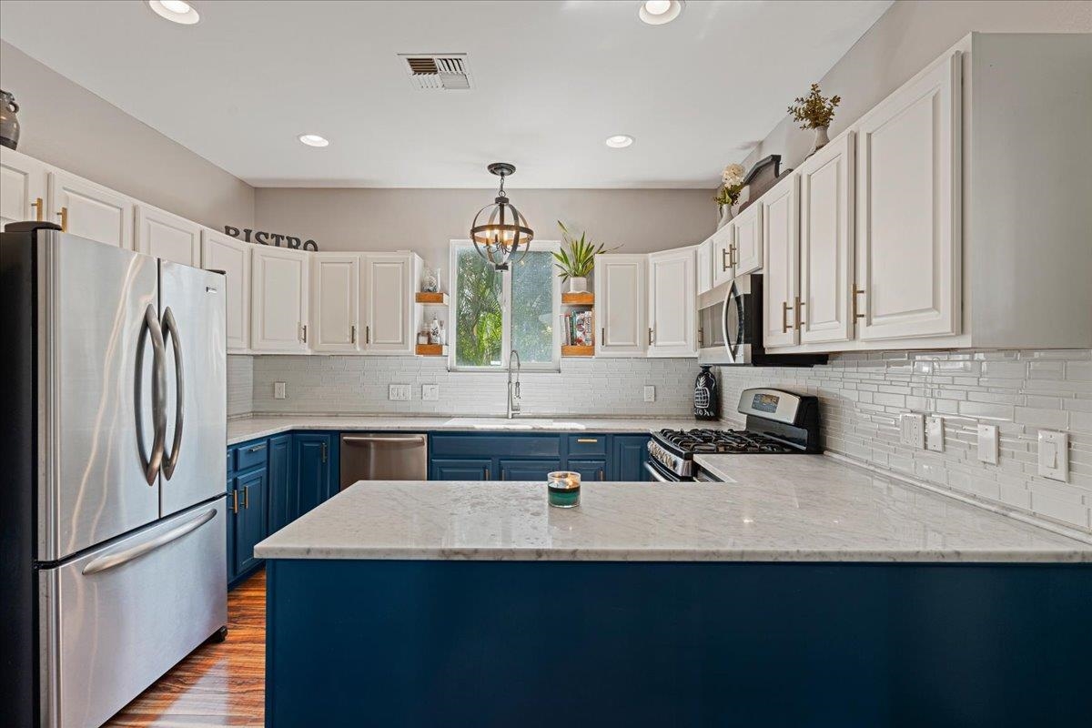 160 Oluea Cir
