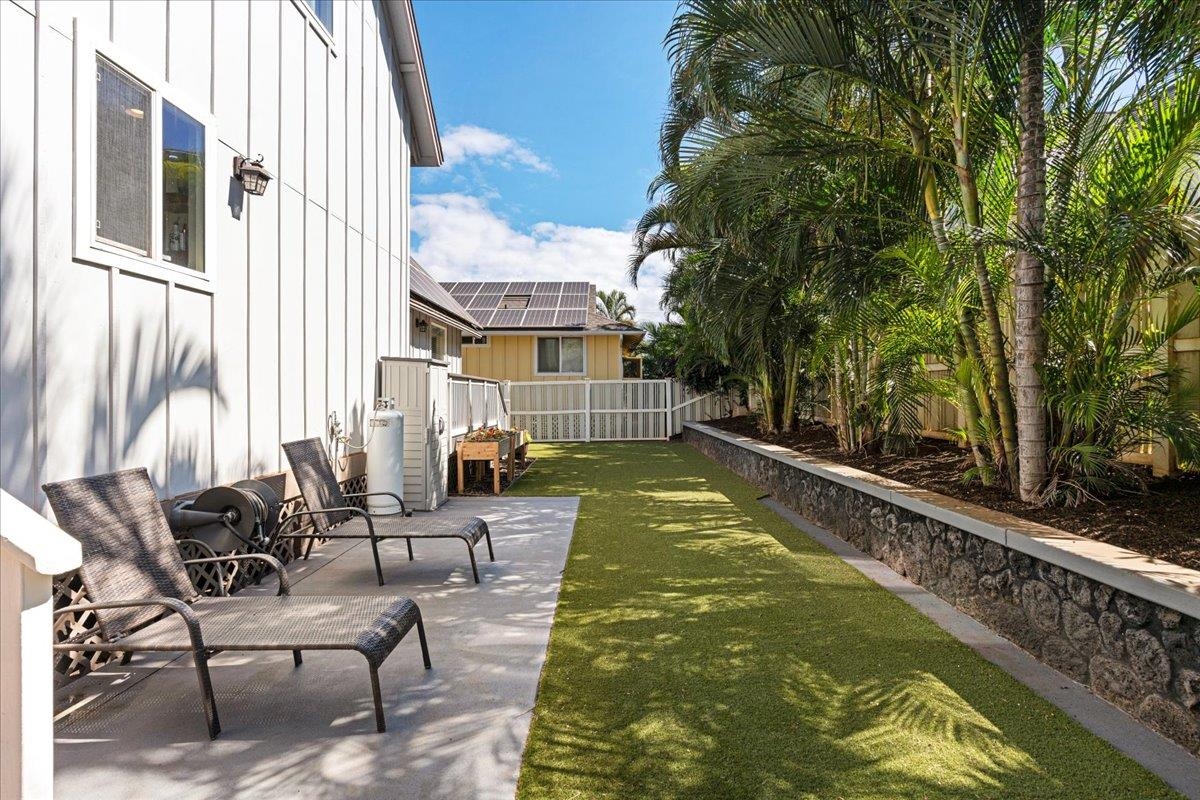 160 Oluea Cir