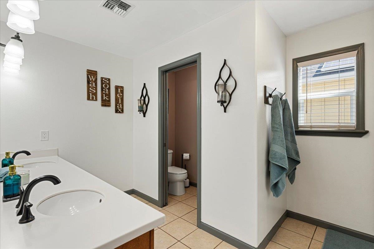 160 Oluea Cir