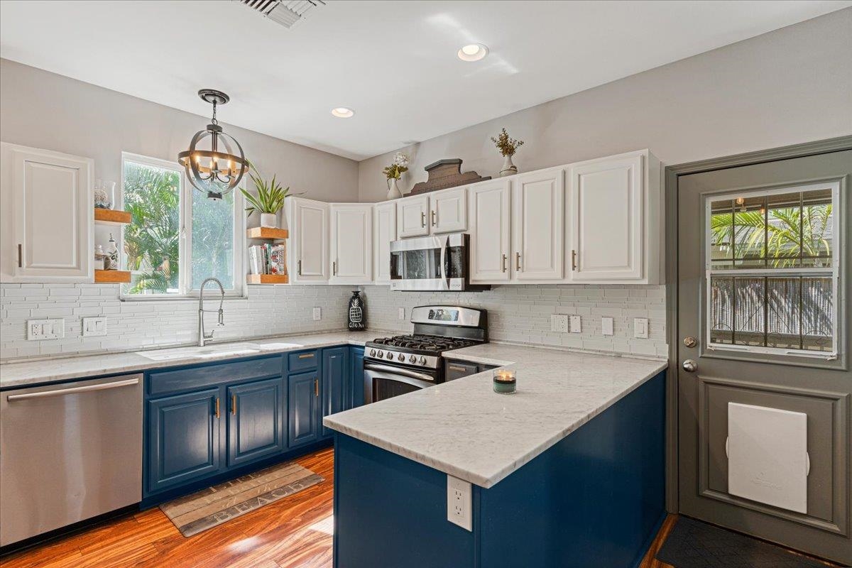 160 Oluea Cir