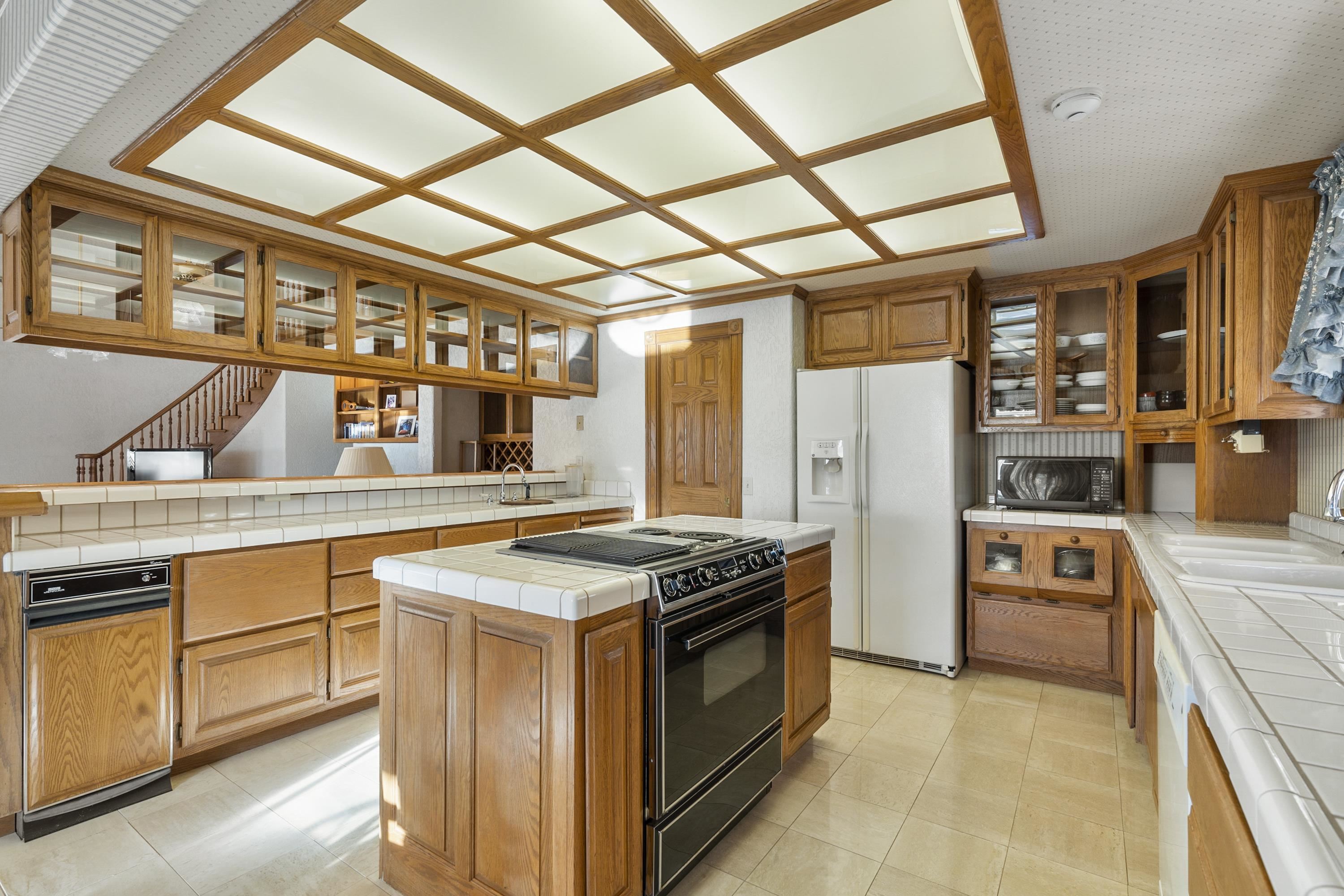 3919 Waakaula Pl