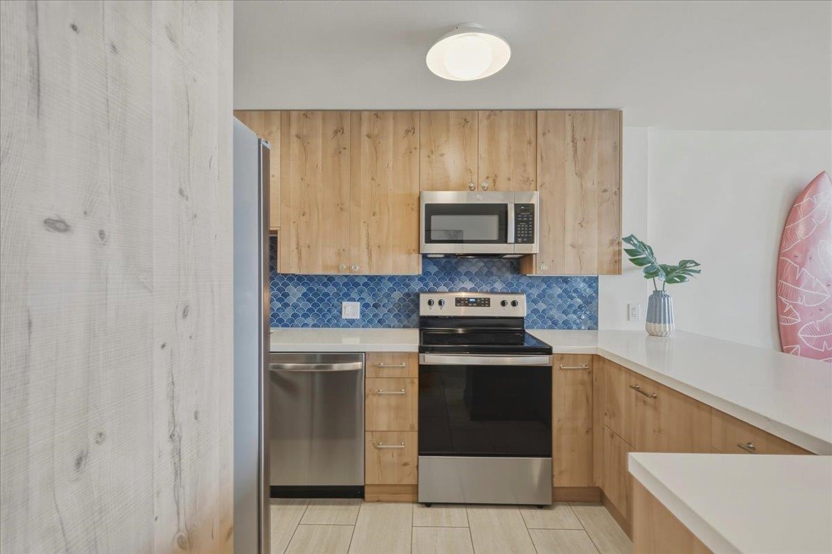 250 Hauoli St Unit: 417