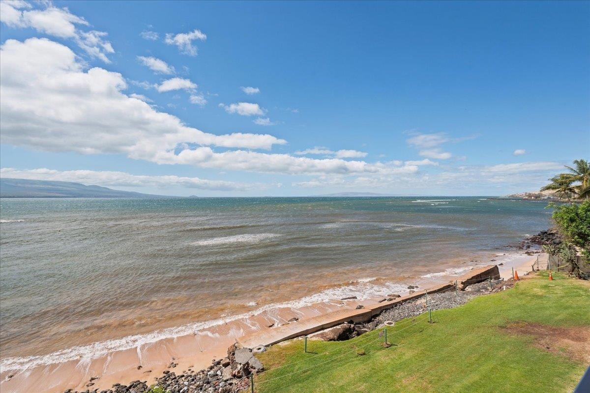 250 Hauoli Rd Unit: 304