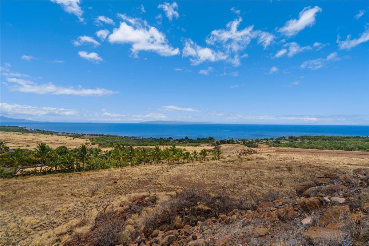 295 Luawai St Unit: 12A