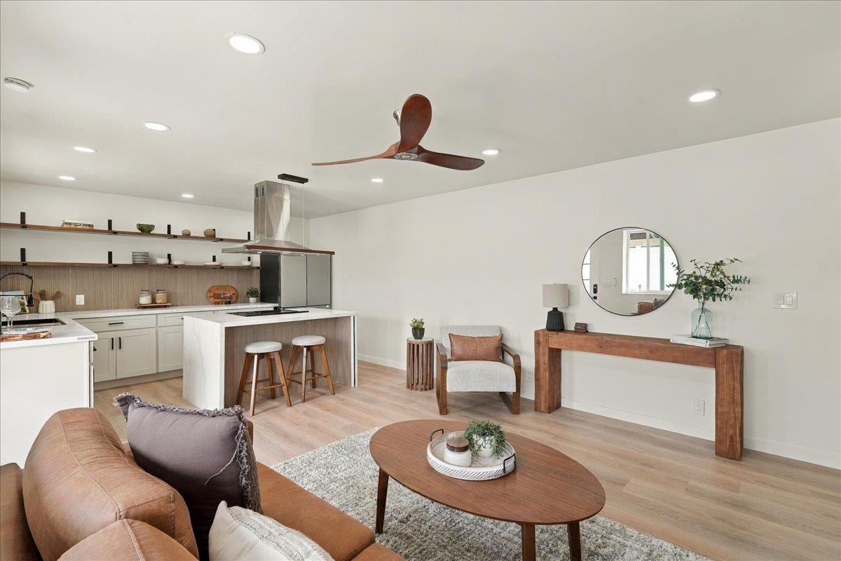400 Palama Dr