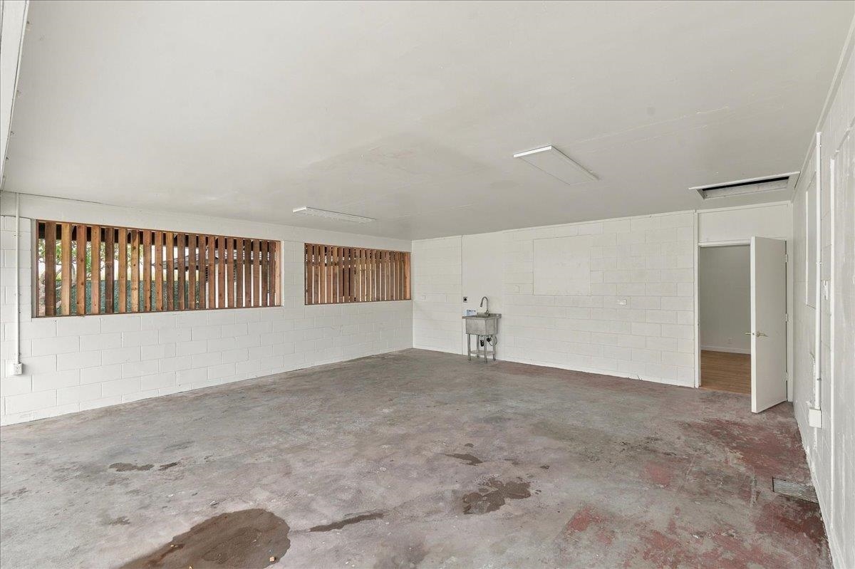 400 Palama Dr