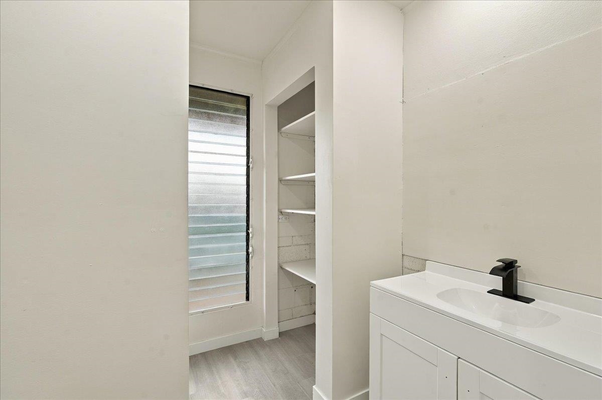 400 Palama Dr