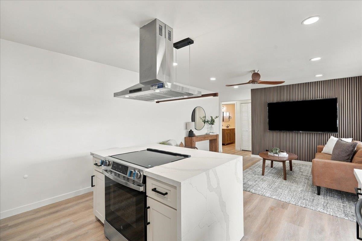 400 Palama Dr