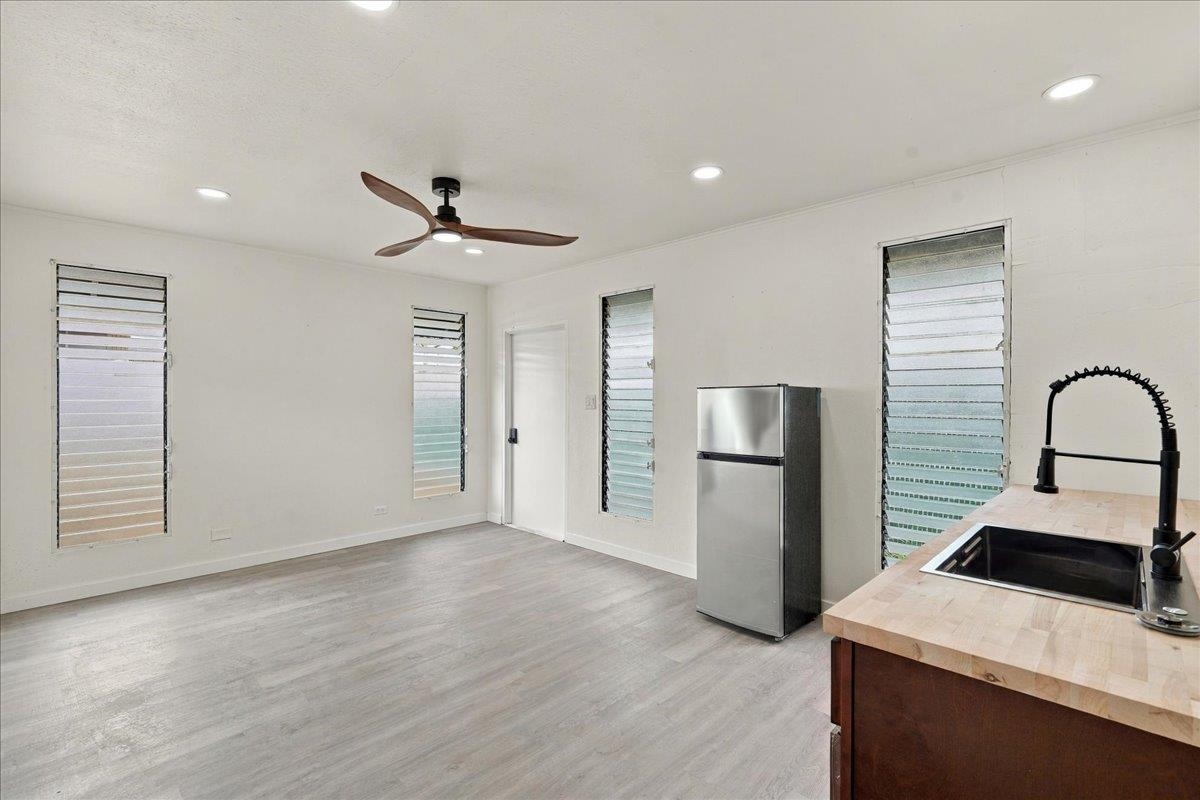 400 Palama Dr