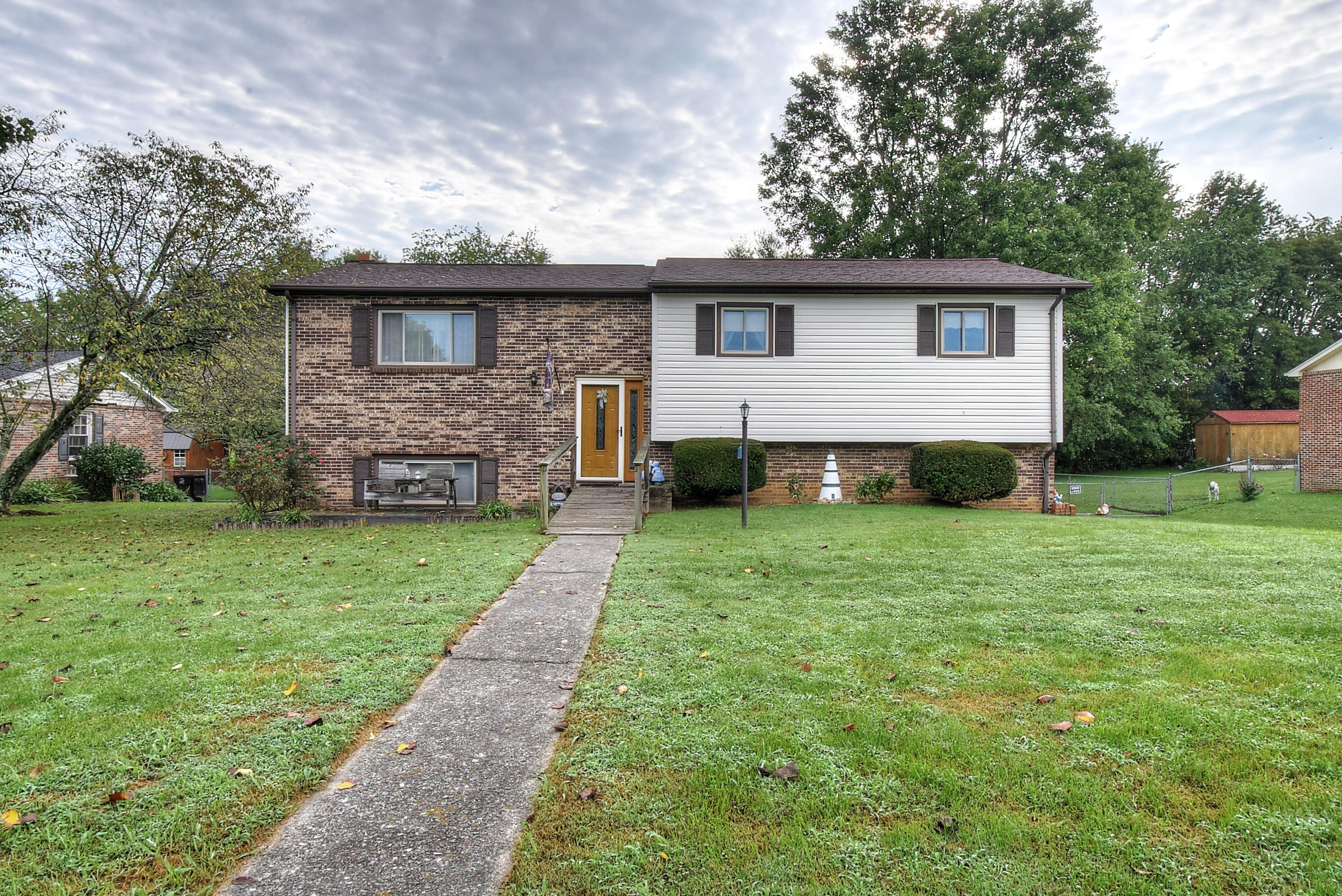 104 Kingston Road
