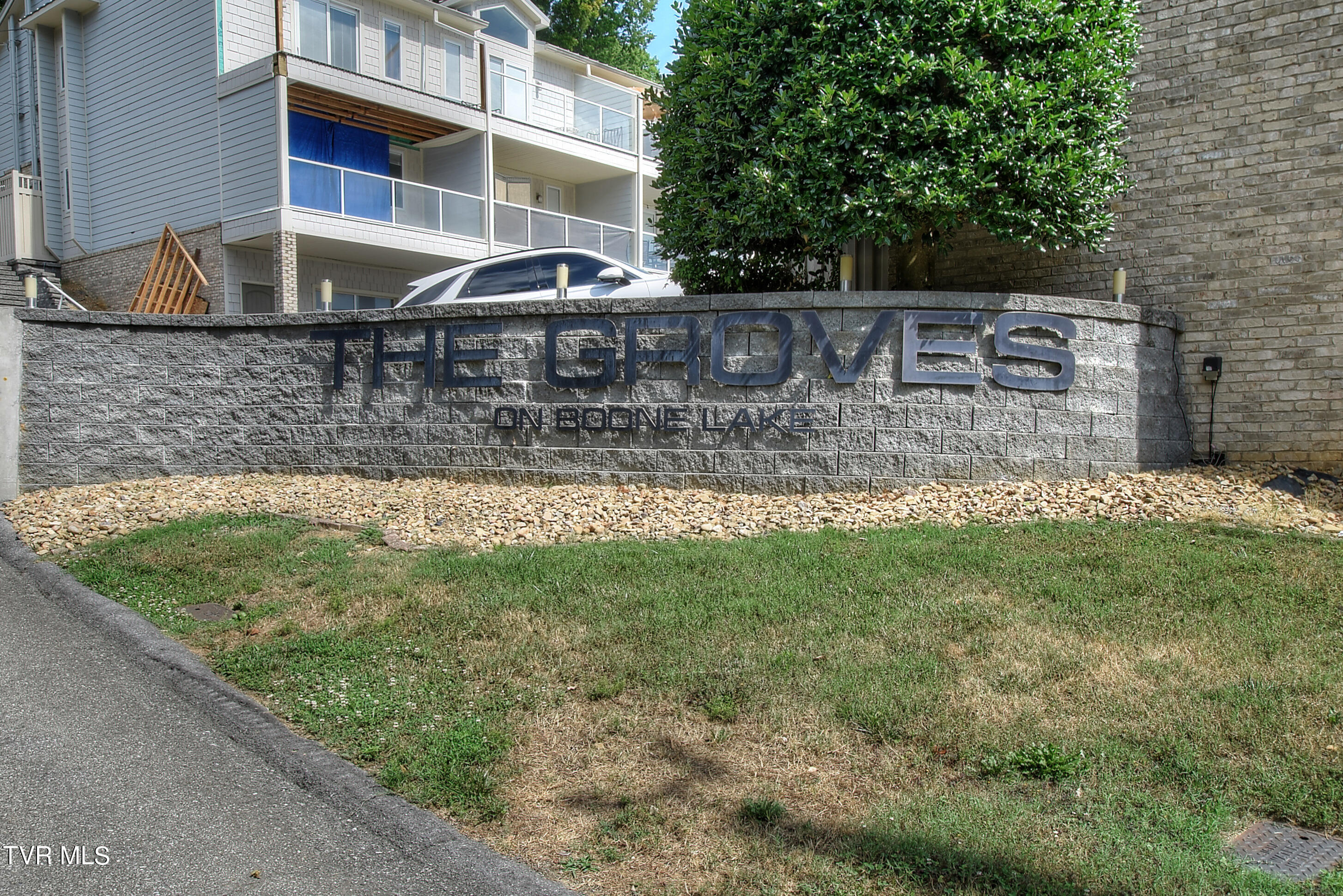 108 Furches Drive, 7