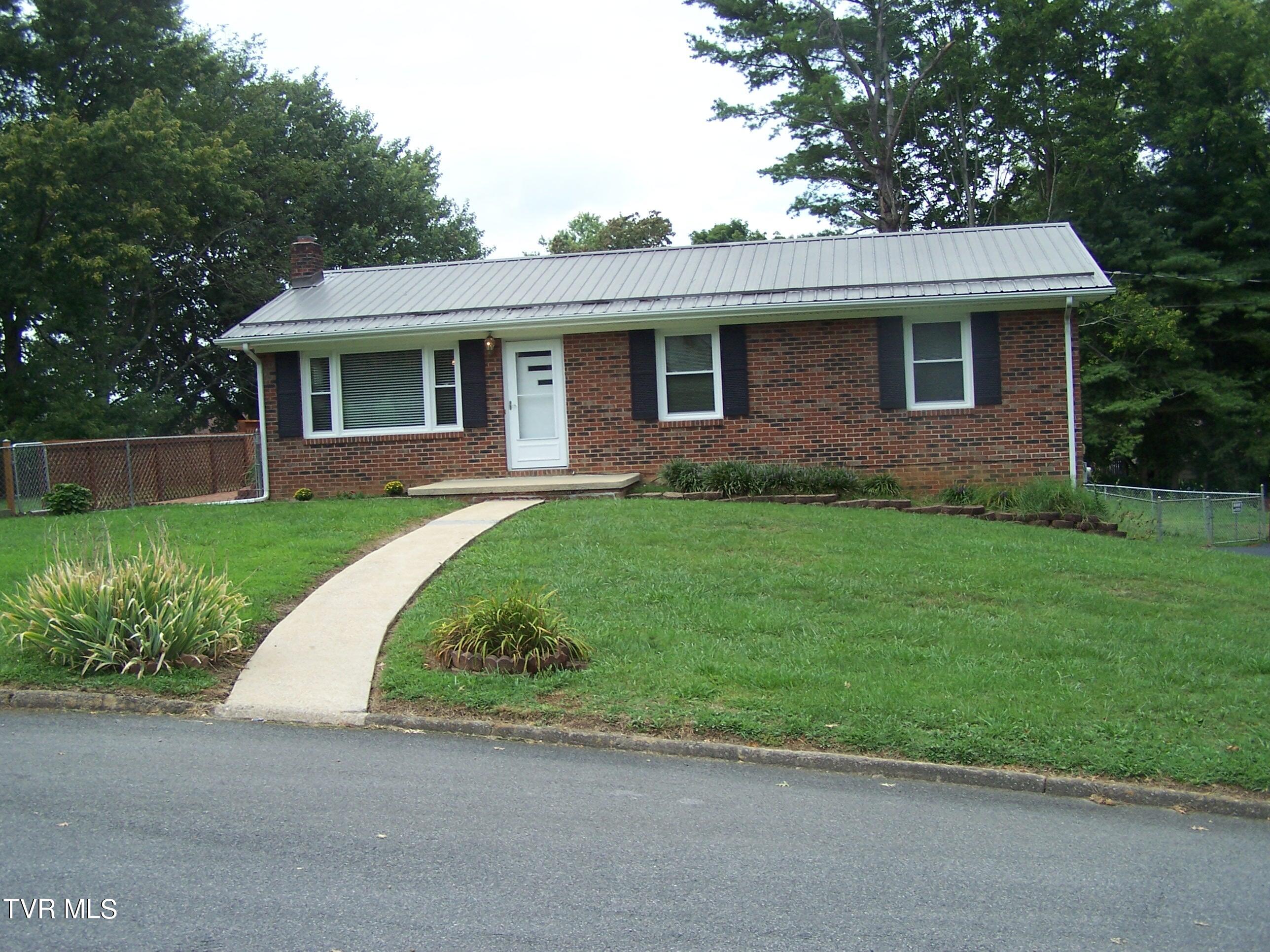 147 Debbies Circle