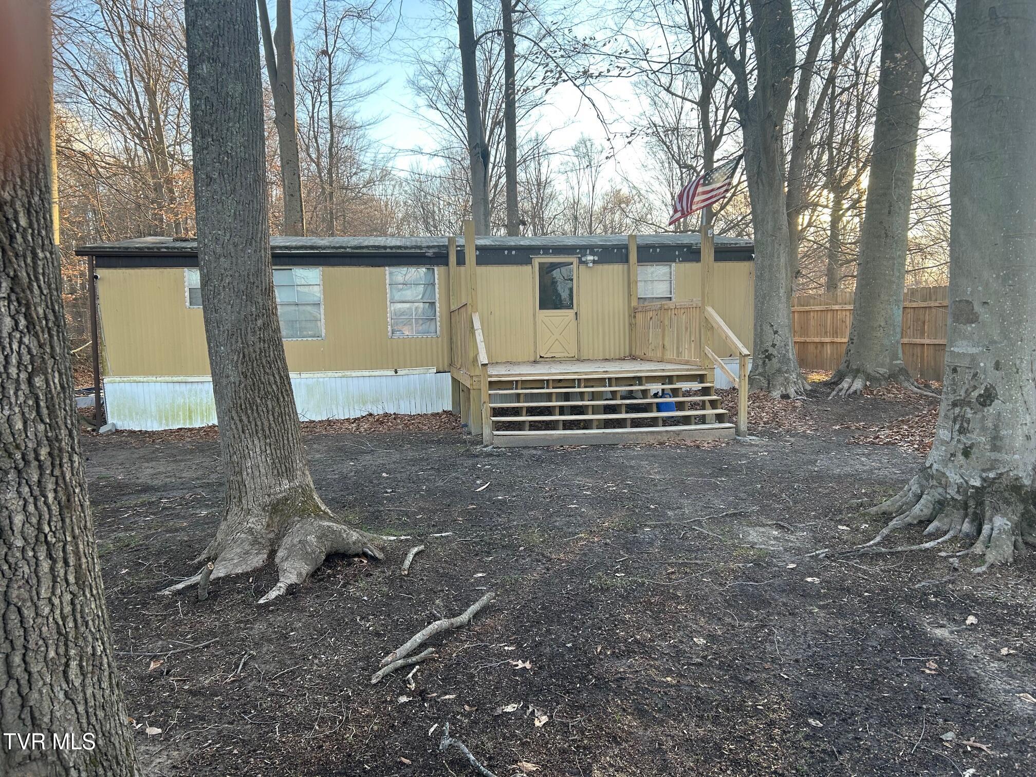 350 River Rd