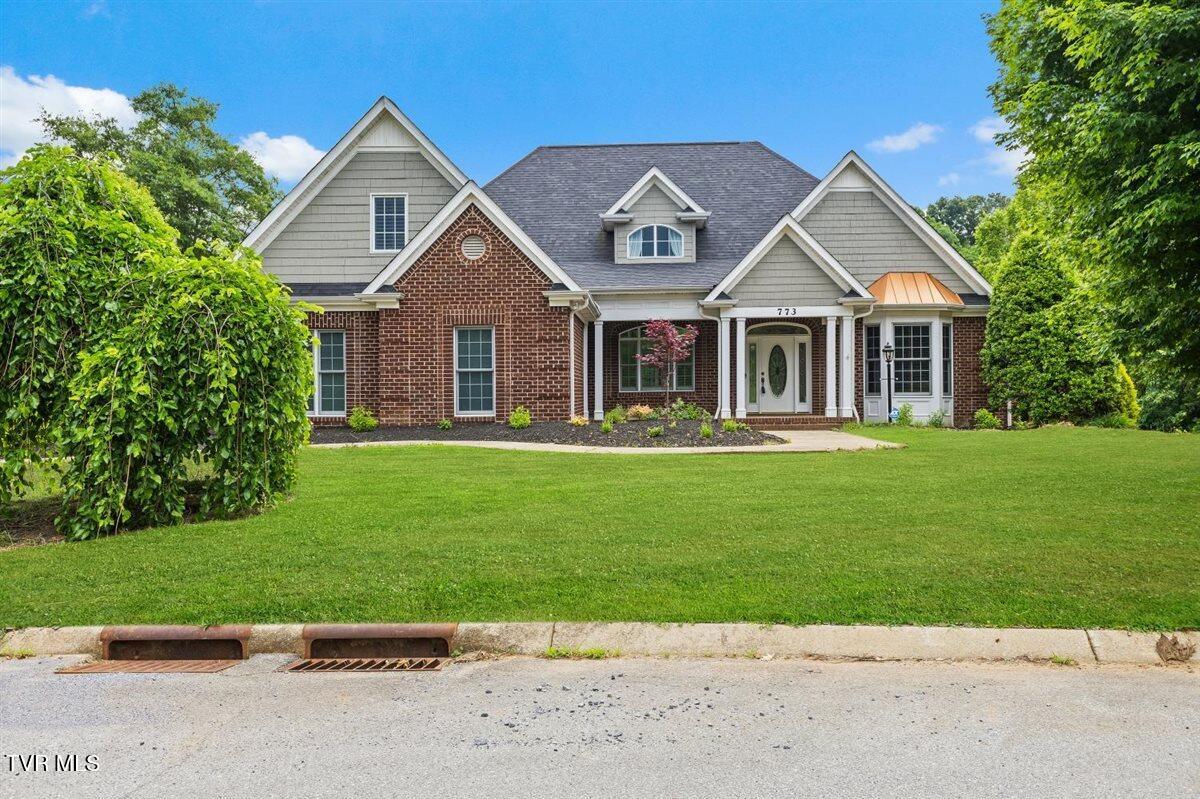 773 Waterstone Circle