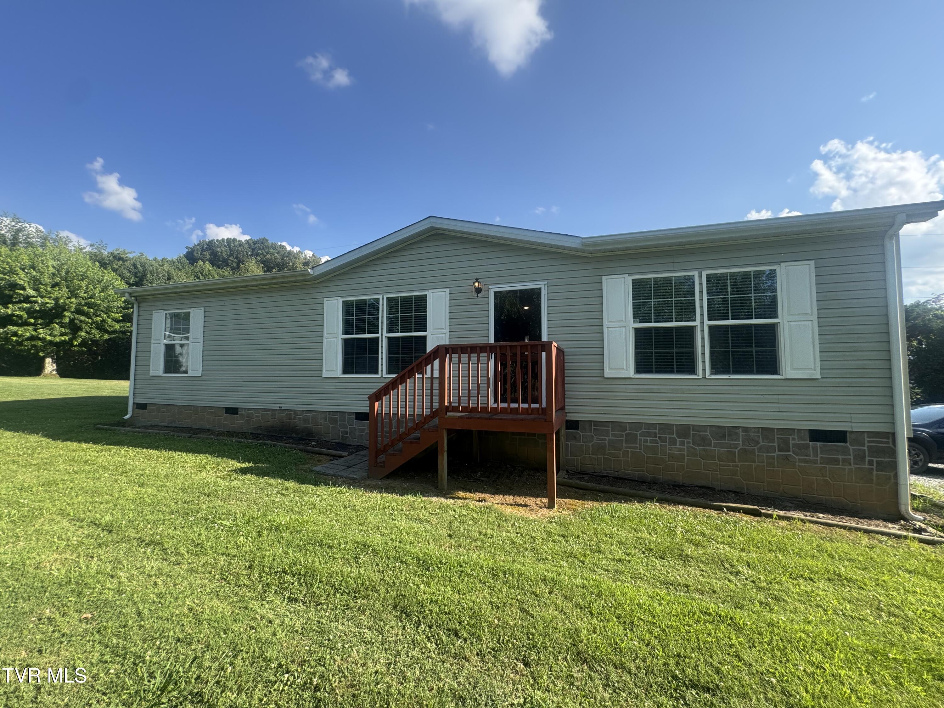 205 Green Meadows Lane