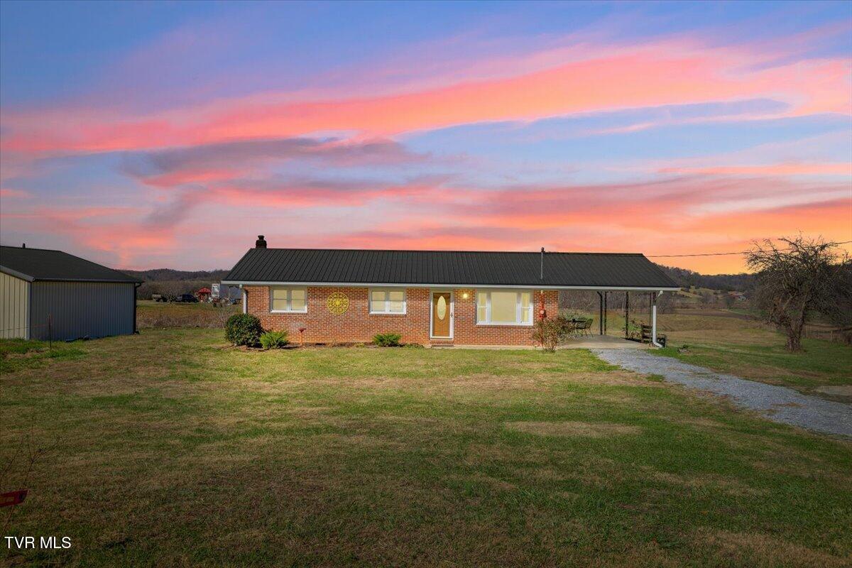 1122 Highway 107
