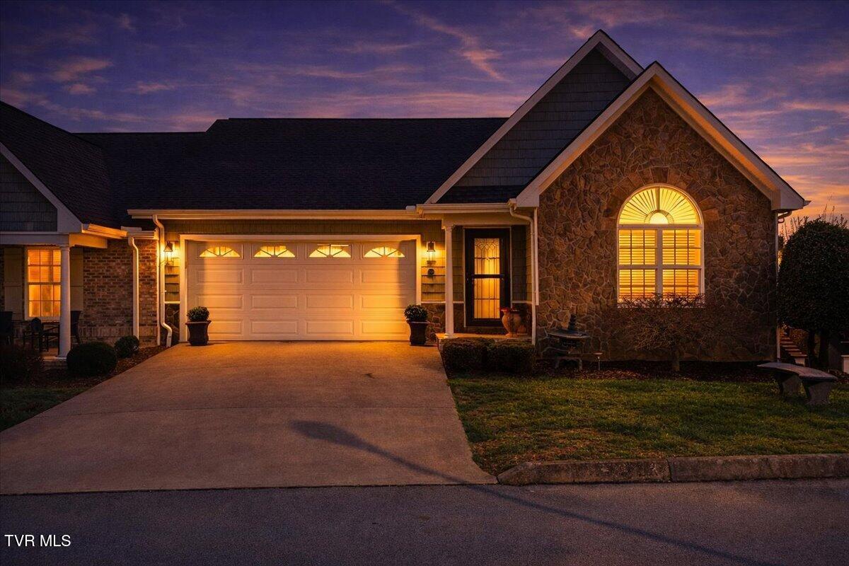 216 Bridgewater Court