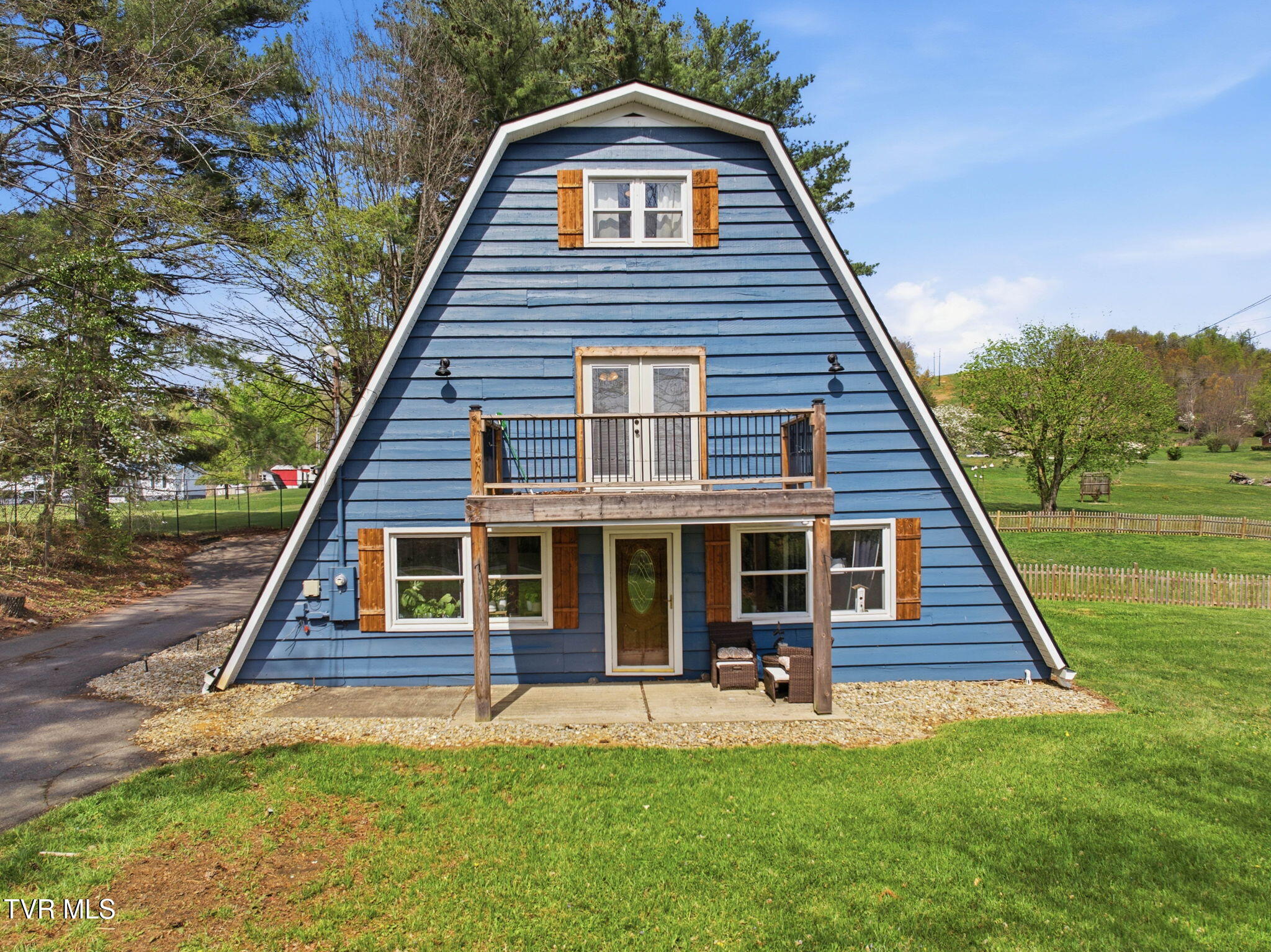 435 Oak Grove Road