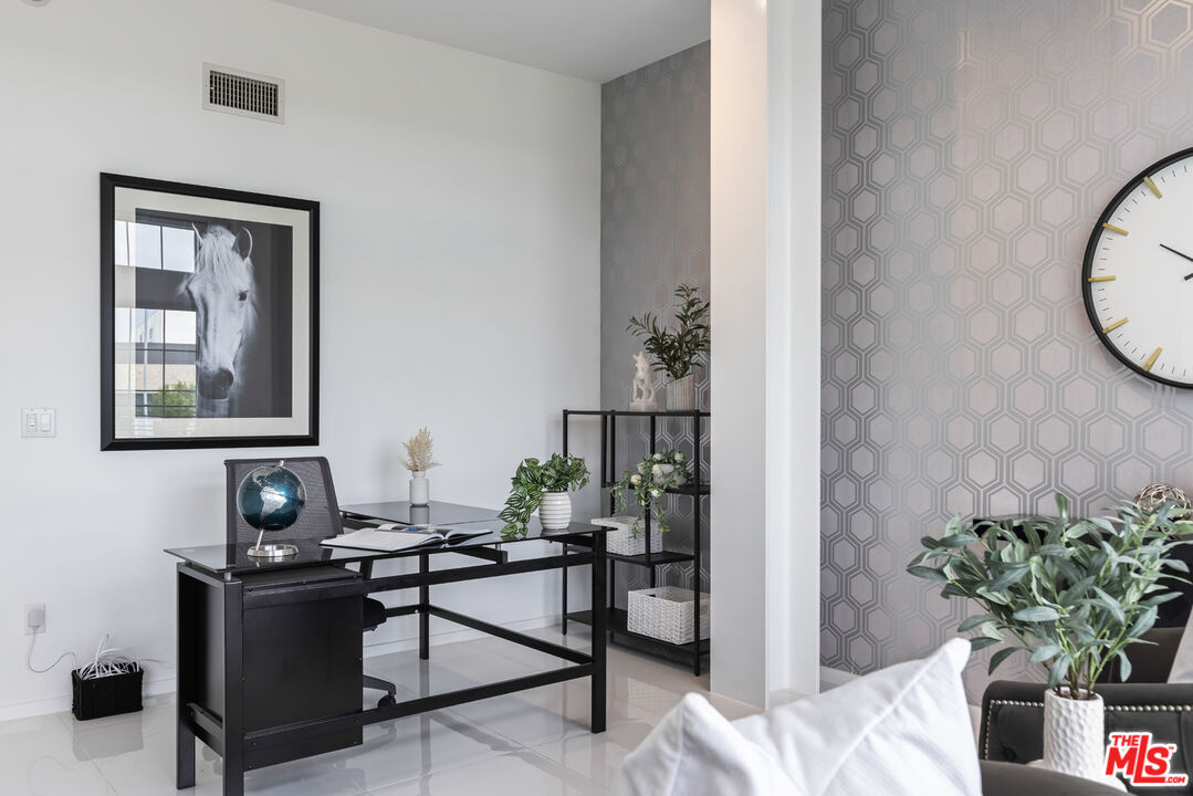 5400 Playa Vista Dr Unit: 23