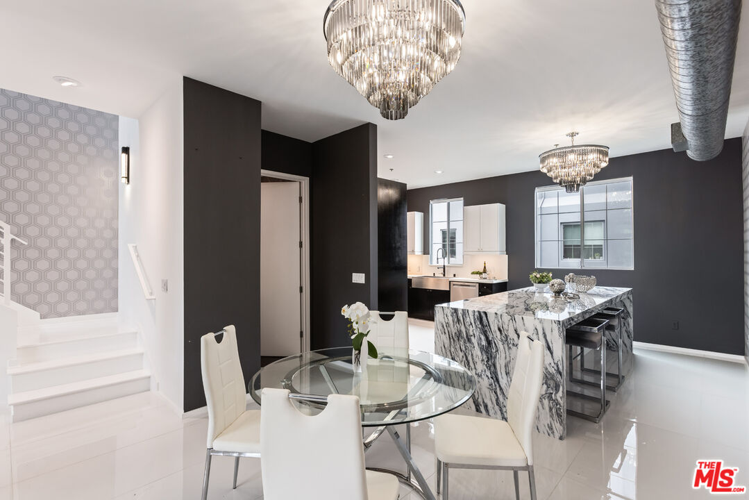 5400 Playa Vista Dr Unit: 23
