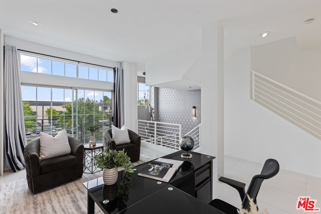 5400 Playa Vista Dr Unit: 23
