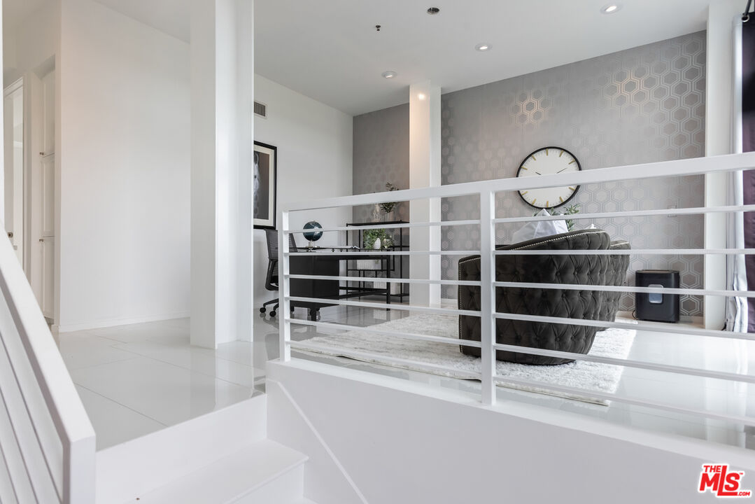 5400 Playa Vista Dr Unit: 23