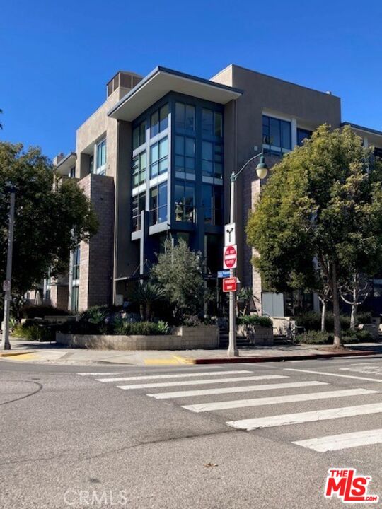 13045 Pacific Prome Unit: 330