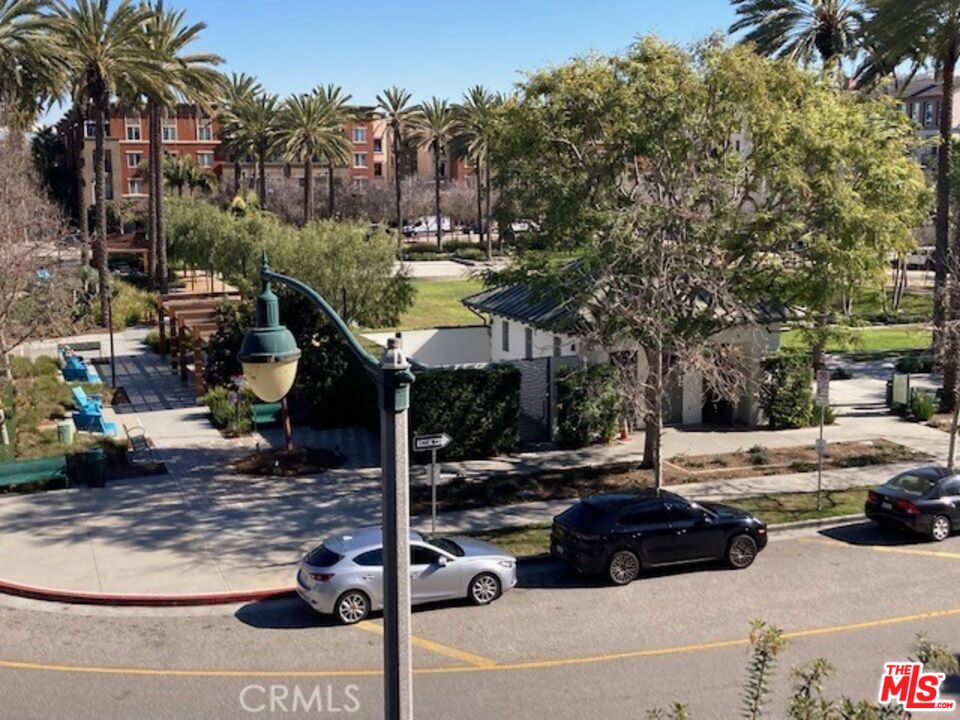 13045 Pacific Prome Unit: 330