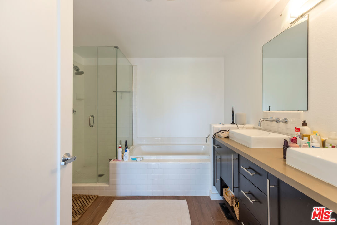 13045 Pacific Prome Unit: 330