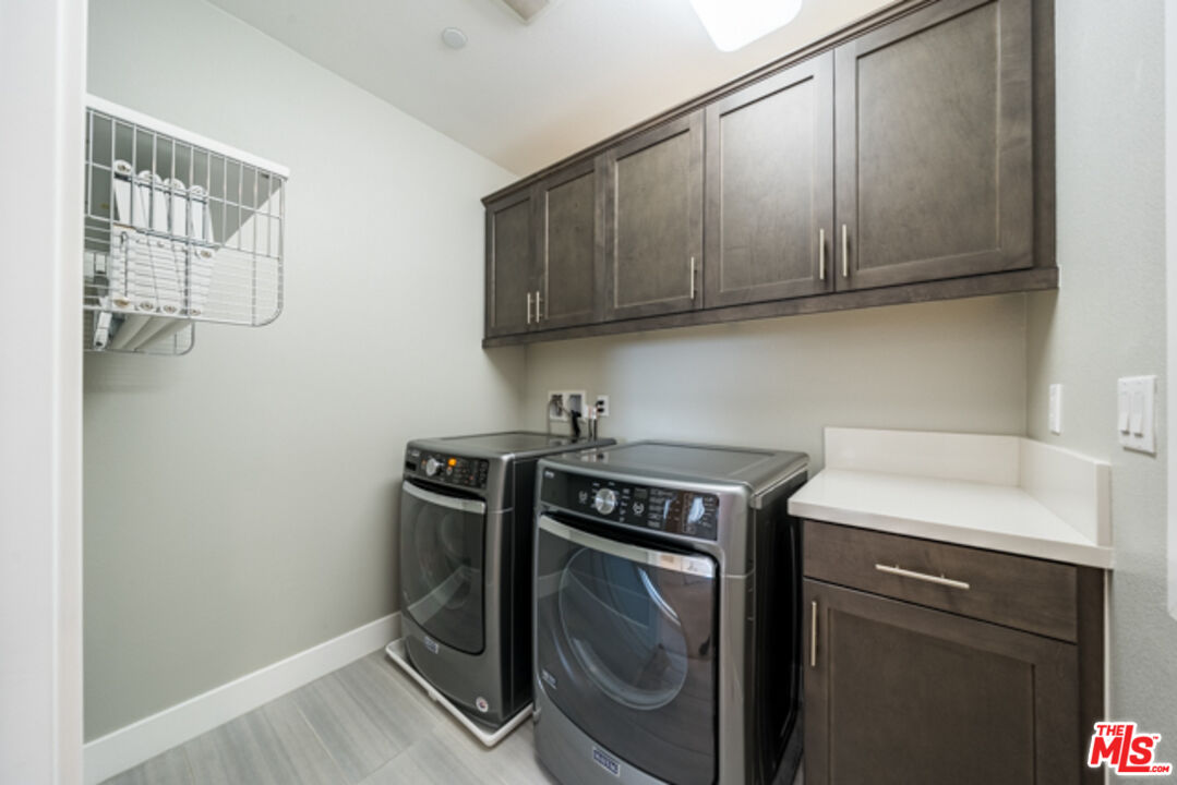 5837 Village Dr Unit: 3