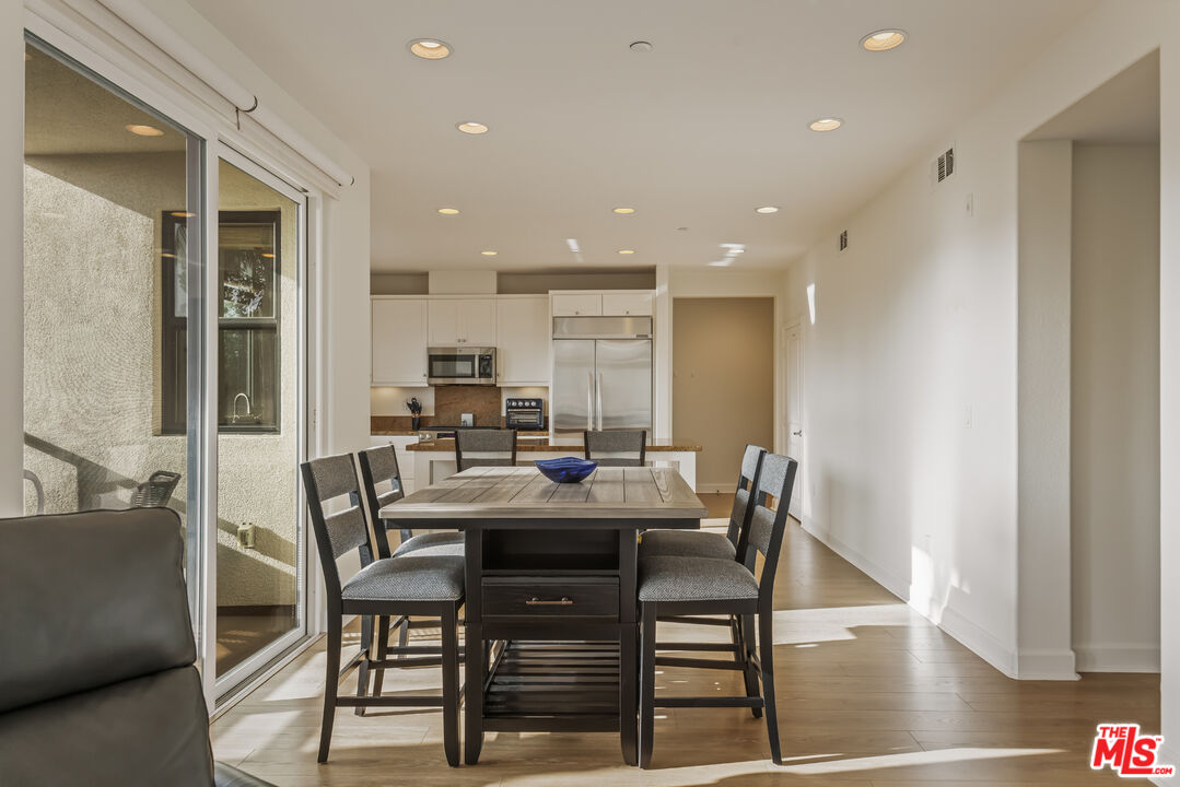 12887 Runway Rd Unit: 3