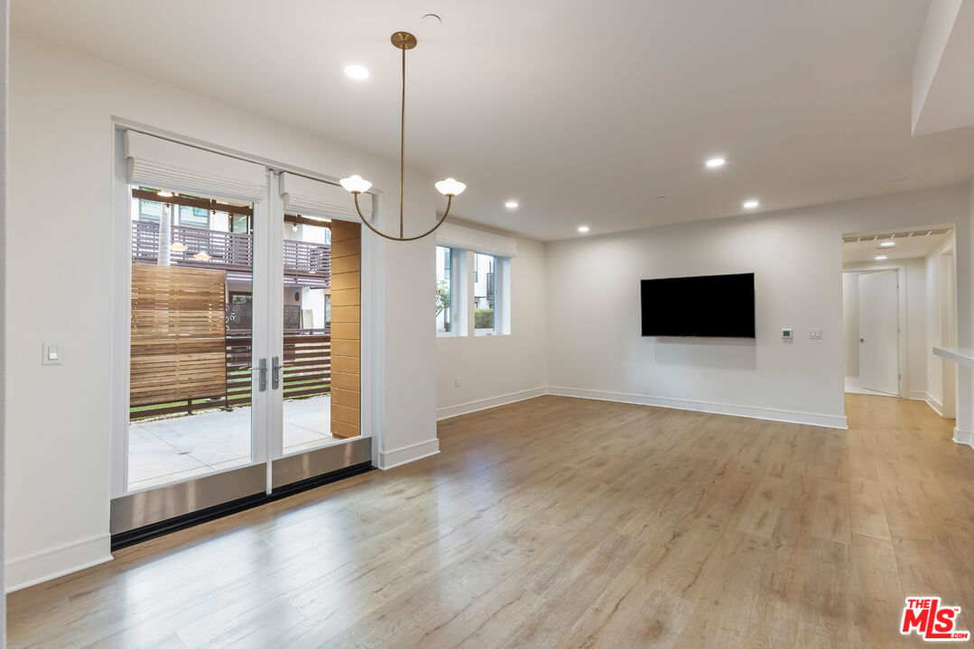 6030 Seabluff Dr Unit: 315