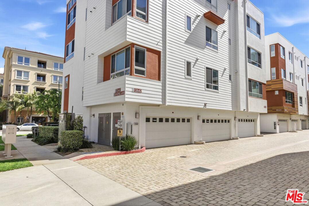 12642 Sandhill Ln Unit: 1
