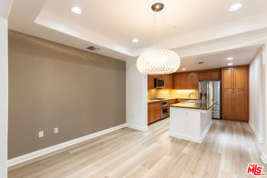 12975 Agustin Pl Unit: 113